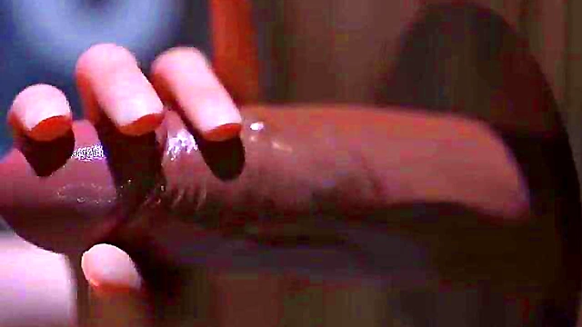 Aerith Gives Seductive Gloryhole Blowjob In Final Fantasy Hentai Animation