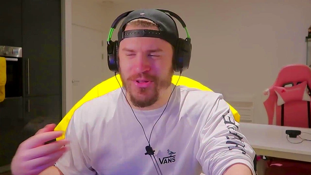 My Hero Academia – Big-Busted Anime Girl Gives Intense Boobjob & BDSM Action