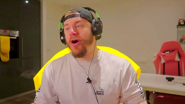 My Hero Academia – Mineta's Naughty Secret With Tsuyu & Ochako