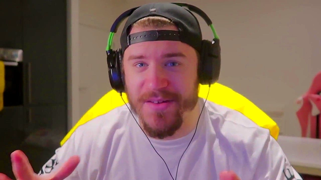 My Hero Academia – Mineta's Naughty Secret With Tsuyu & Ochako