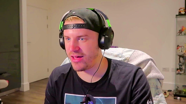 Banned Dragon Ball Scene – Bulma’s Forbidden Anime Adventures With Gohan & Krillin