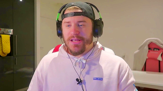 Horny Space Paws Girl Seduces You With Big Boobs While Playing Games