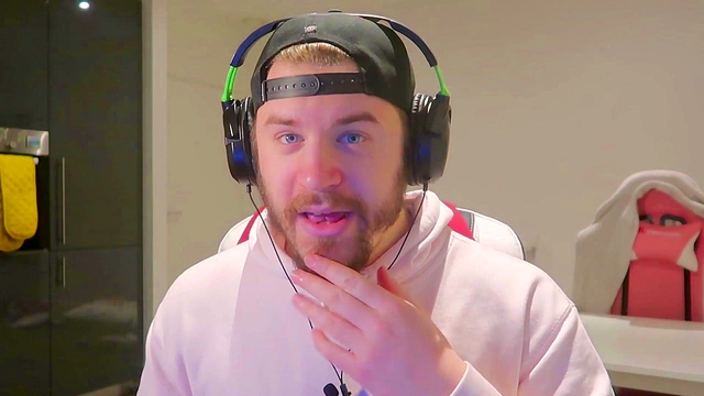 Horny Space Paws Girl Seduces You With Big Boobs While Playing Games