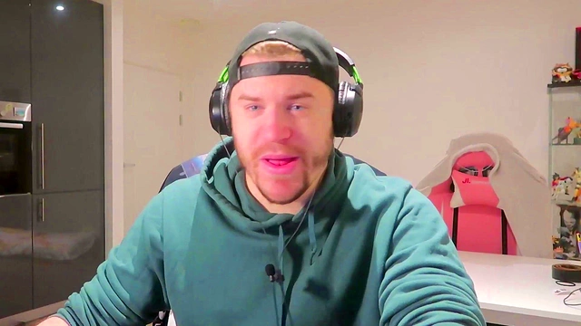 Furry Leader Gets Busty Space Adventure With Booby Alien Paws