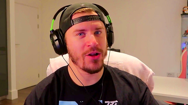 Horny Police Maid cuffs Guy for Naughty Fun in Doggy Style FapCEO