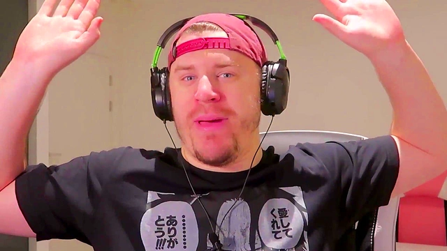 Horny Catgirl Turns Baking Session Into Hot Doggy Style Fap CEO Action