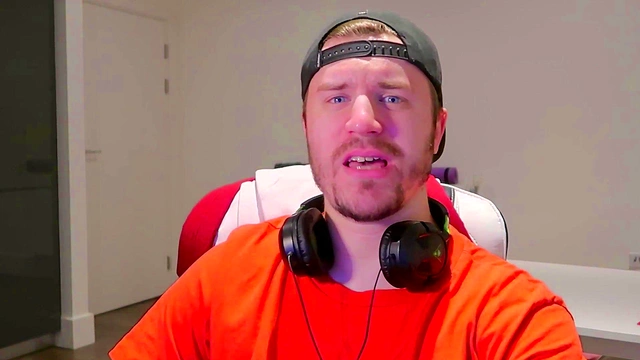 Horny Catgirls Engage in Steamy Pillow Fight for Fap CEO Satisfaction