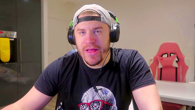 Furry Space Paws Boobs Get Squeezed As AnimeFox Gets Fucked Hard