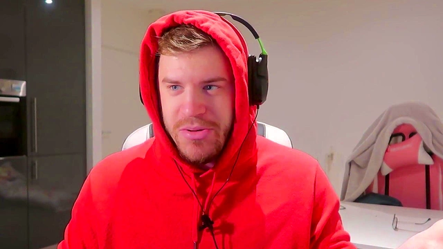 Furry Fatale – Space Paws Babe With Big Boobs Seduces In Anime Action