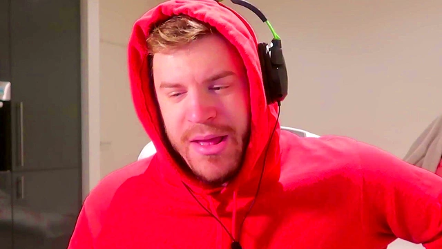 Furry Fatale – Space Paws Babe With Big Boobs Seduces In Anime Action