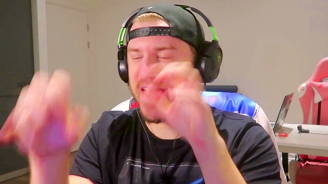 Date Night With Space Paws – Furry Boob Action & Pussy Fucking Hentai Adventure