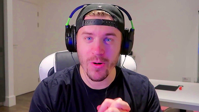 Rude Anime Nurse Fucks in Doggy Style for CEO Pleasure