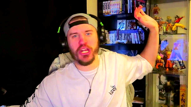 Furry Catgirl Gets Fucked Doggy Style During Quarantine FAP CEO Session