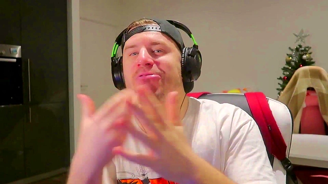 Spider-Man Cosplay Therapy – Peter Parker Exposed by Mary-Jane