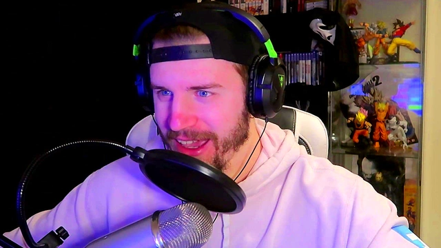 Horny Catgirl Takes You backstage for Doggy Style Fap CEO Fun