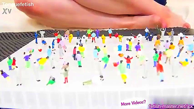 Giantess Grows & Shrinks Japanese Babe for Mind-Bending Vore Action