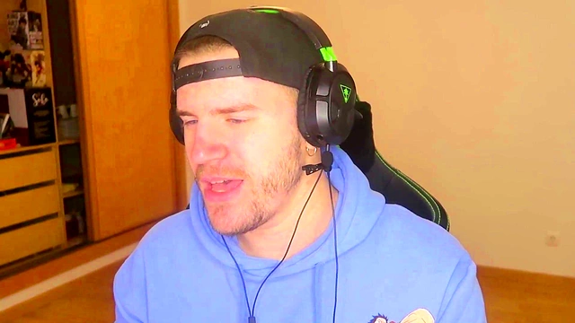 Dragon Ball Hentai – Master Roshi Fucks Bulma, Videl & Chi-Chi for Creampie Bliss