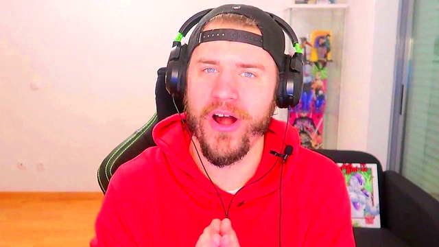 Christmas Elf Meets & Fucks Delivery Boy for Naughty Yuletide Fun