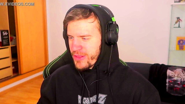 Harem Chaos – Small Tits & Big Boobs Anime Girls Take Control!