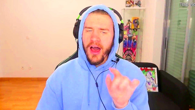 Christmas Meet-N-Fuck Adventure – Big Boobed Cartoon Babe Pounded Hard