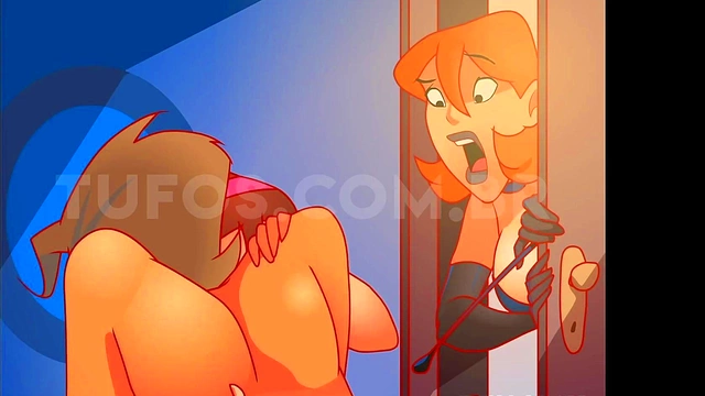 Na Casa das Sacanas, MILF Gostosa em Lingerie Enlouquece de Prazer com Carlos