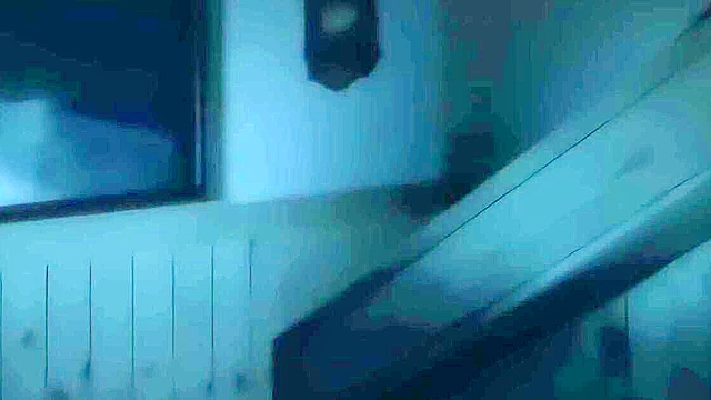 Kagirohi: Shaku Kei Another 1 - Senpai slams his dick into virgin pussy