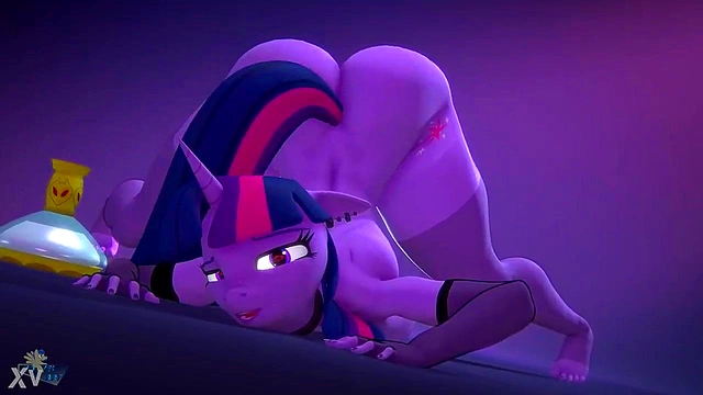 Curvy Countesses Take Huge Cocks for Orgasmic Threesome Anal Fun!