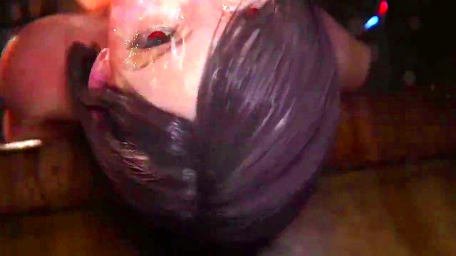 Lara Croft 3d Hentai Blowjob & Handjob