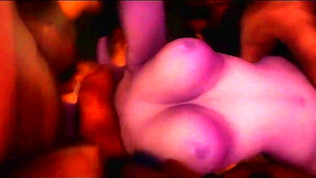 3D Hentai - Dark elf gangbanged with big dicks and recieves creampie and facial - http://toonypip.vip - uncensored 3D Hentai