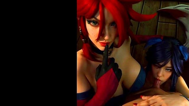 League of Legends Miss Fortune and Ahri cosplay