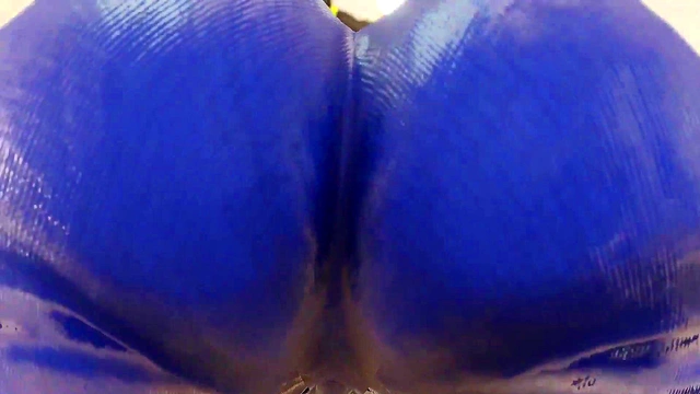 Hentai bitches shaking their ass