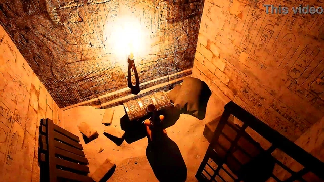 An ancient statue awakens and destroys Lara's pussy by filling it with sperm Hentai Game