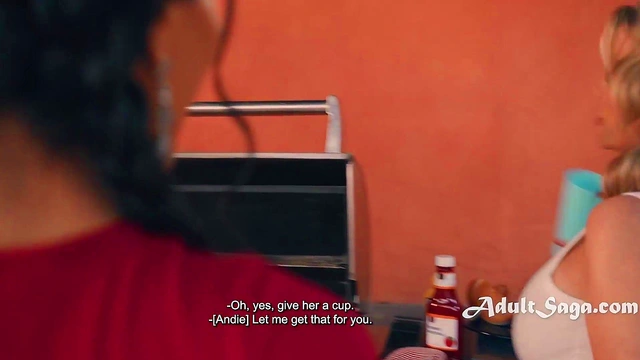 New Desi Futa Girl In Town Bangs 2 American Futa Babes - Roxie Sinner'Andie