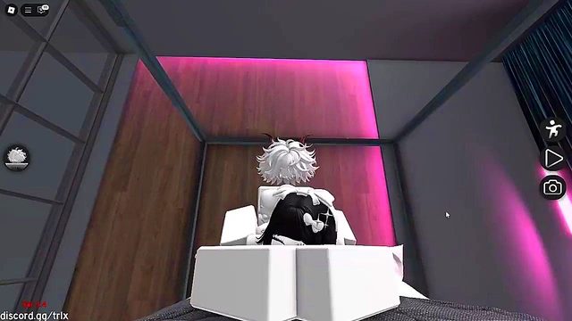 I fuck my italian girlfriend in roblox