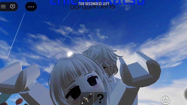 This cute girl wants to fuck with me (Roblox Cumbat)