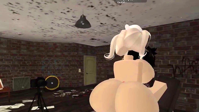 Cute girl landlord gets destroyed by BBC on ROBLOX